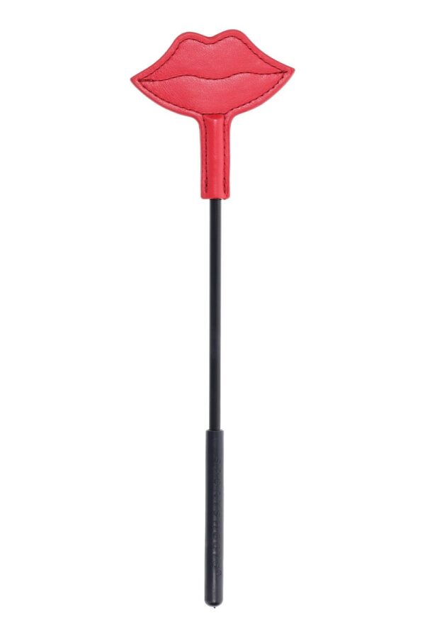 the Ex′s & Oh′s Kiss Kit is ready for a thrilling adventure. Are you? Satin blindfold with dual elastic fitting straps Secure silicone cuffs slide on and off for quick and easy play Travel easy with no metal to be detected Tap and tickle with the sweet lips crop and feather tickler Materials: Feather Tickler- 50% Feather