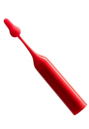 De ROMP Pop is een unieke clitoris stimulator! Deze pinpoint vibrator wordt geleverd met twee verschillende opzetstukken waarmee je kunt kiezen tussen precieze stimulatie of voor een meer flirterige aanraking. Met 6 patronen en snelheden brengt de Pop je tot ongekende hoogtepunten met slechts 1 druk op de knop. Het slanke design is waterproof dus je kunt hem gerust meenemen in bad of onder de douche. Ontdek zelf de extase van gerichte stimulatie!